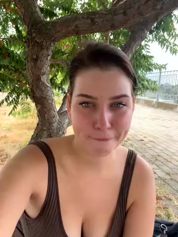 KikiWatson live screenshot 2025-08-24 10:34:27