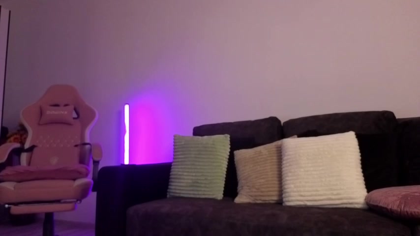 KimSkyee live screenshot 2025-10-01 17:32:02