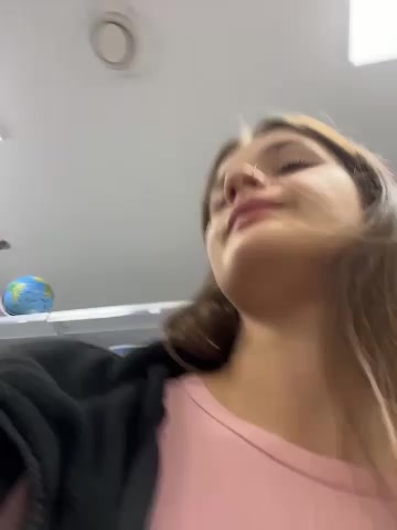 KittyQueeny live screenshot 2025-09-23 15:49:03