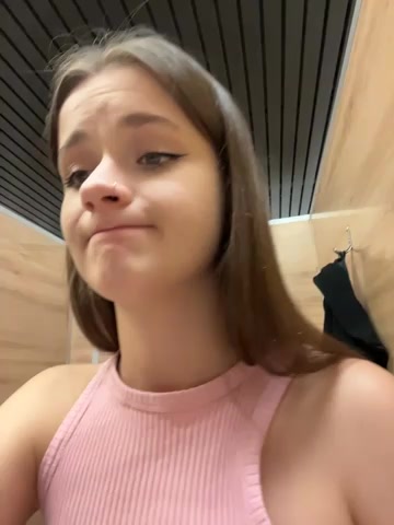 KittyQueeny live screenshot 2025-09-29 18:05:42