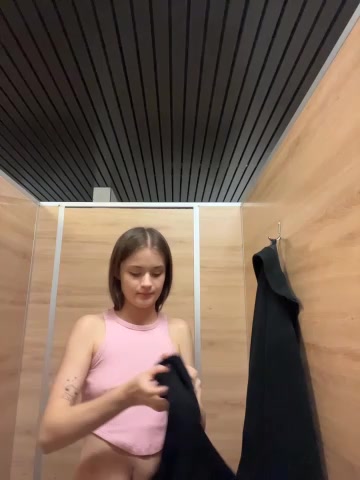 KittyQueeny live screenshot 2025-09-29 19:01:23