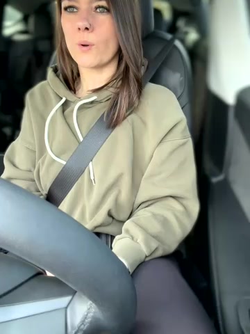 LadyLena1 live screenshot 2025-11-20 19:21:31