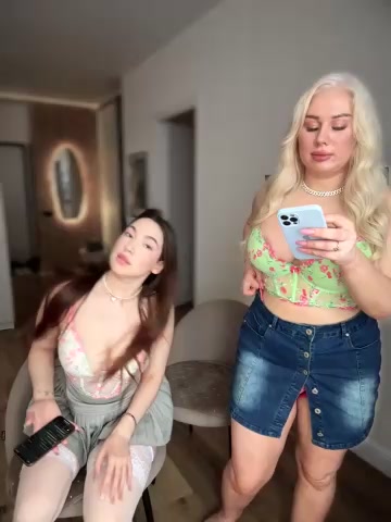 LaraHollywood live screenshot 2025-10-06 06:48:32