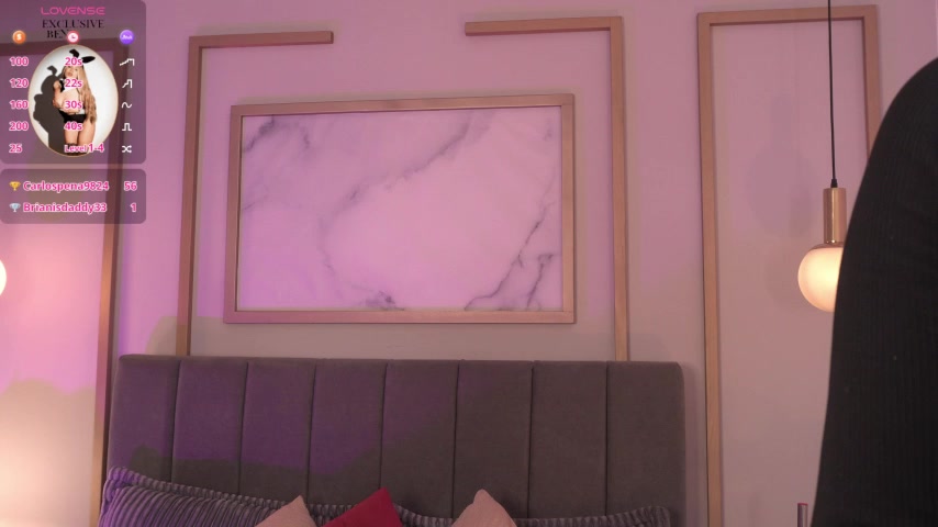 Lara_bombshell latest screenshot