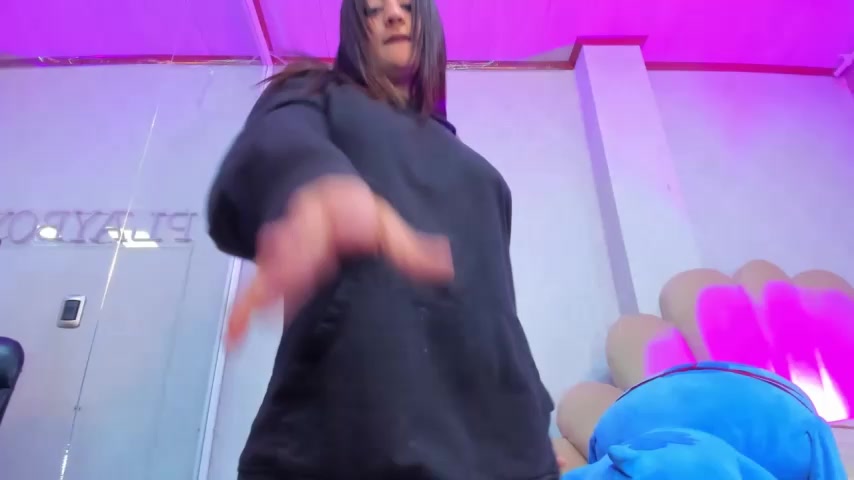 LaurenHu live screenshot 2025-09-30 08:53:37