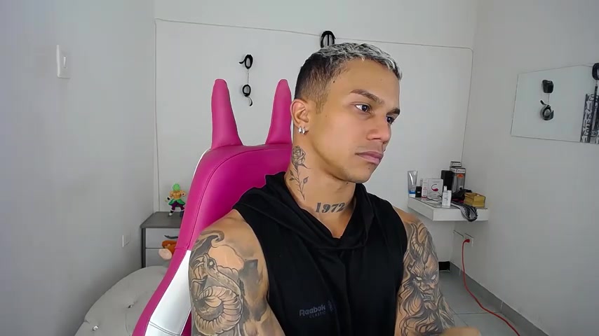 Leonard_Price live screenshot 2025-09-21 05:04:54