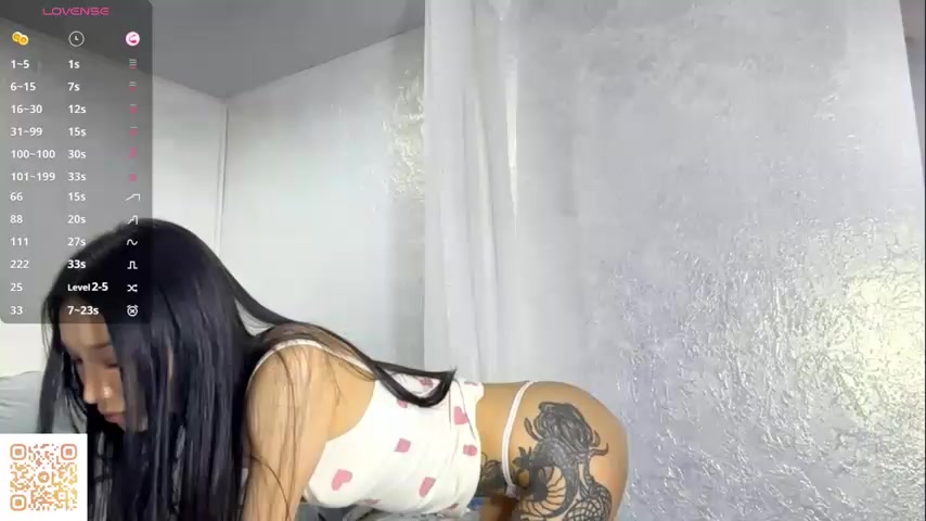 LezlieGreet live screenshot 2025-10-07 07:35:54