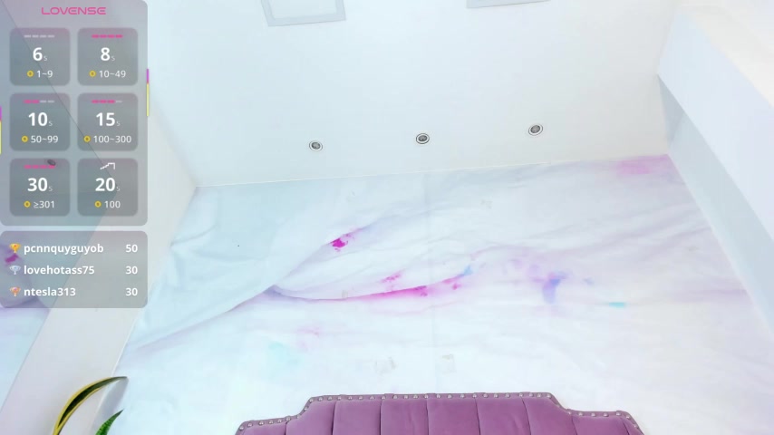 Lia_Guzman live screenshot 2025-09-15 07:29:59