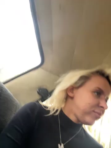 LikaCat live screenshot 2025-09-21 05:42:02