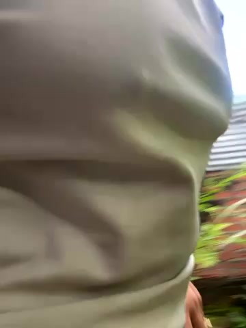 Linaannn live screenshot 2025-10-01 04:01:56