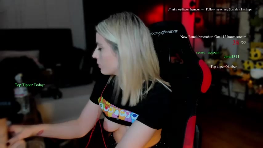 Lisaonthemoon live screenshot 2025-10-01 20:21:25