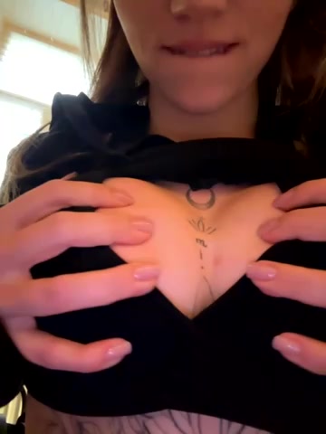 Liza_risky live screenshot 2025-08-24 08:45:56