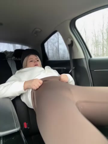 Love_Bri live screenshot 2025-12-05 10:48:13