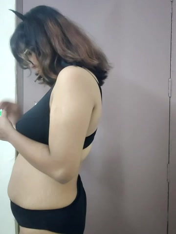 Love_bitess live screenshot 2025-09-23 15:55:30