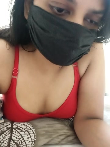 Love_bitess live screenshot 2025-10-06 08:17:52