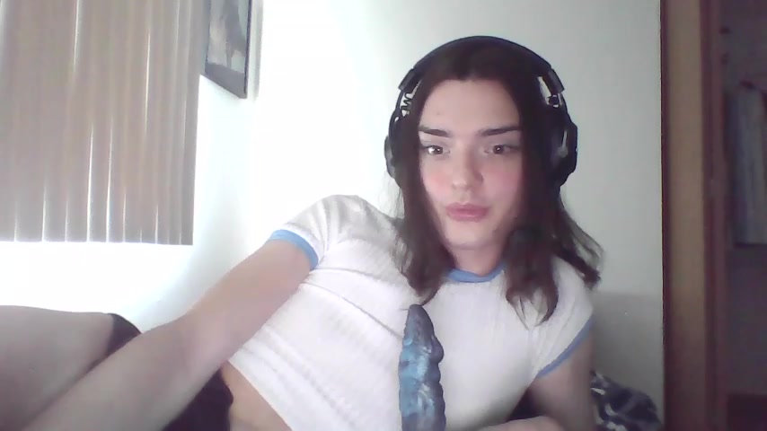 Luna_Samosienko live screenshot 2025-10-01 20:34:03