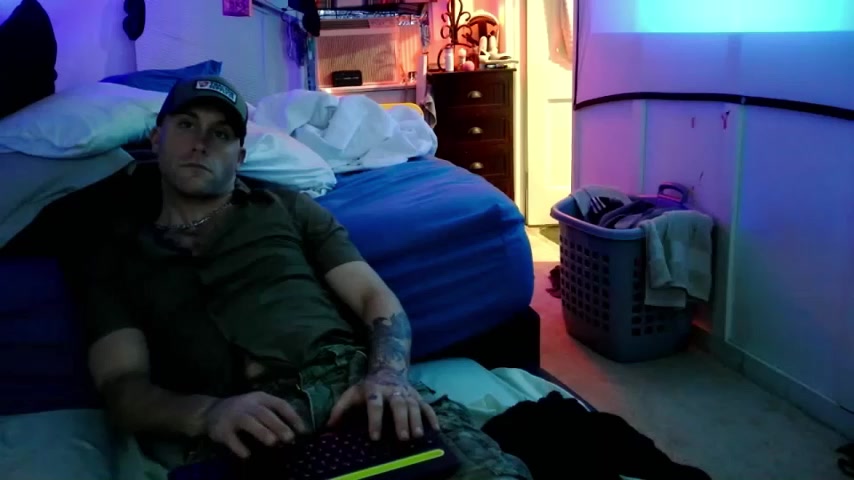 Luv2SuckBWC92 live screenshot 2025-09-23 02:09:13