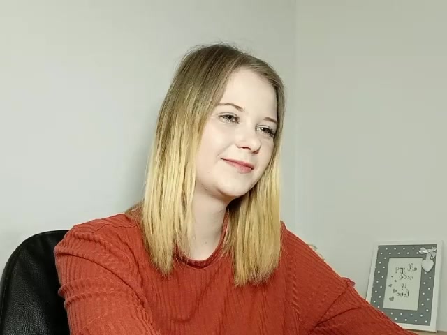 LydiaYoung live screenshot 2025-09-29 19:25:23