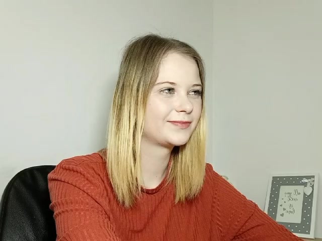 LydiaYoung live screenshot 2025-09-29 19:26:20