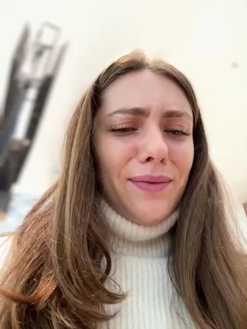 MariiD live screenshot 2025-10-24 09:36:16