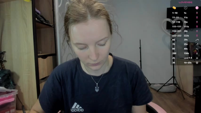 Mary_Blu live screenshot 2025-10-13 08:30:29