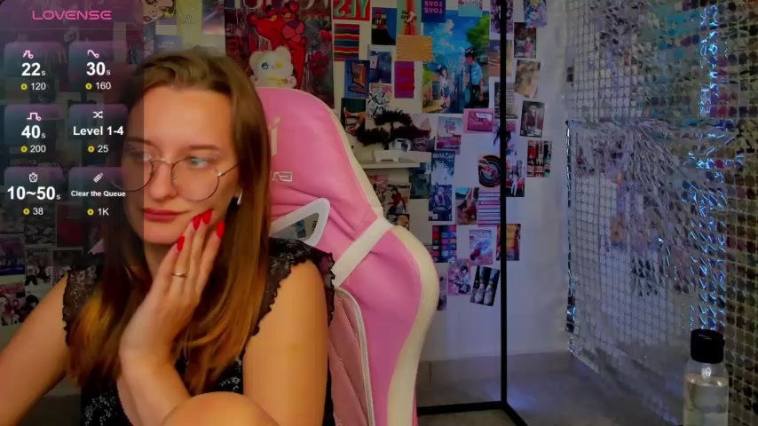 Maryyy_May live screenshot 2025-09-29 19:31:30