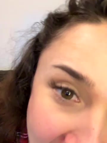 MayaVonDe live screenshot 2025-10-26 19:53:19