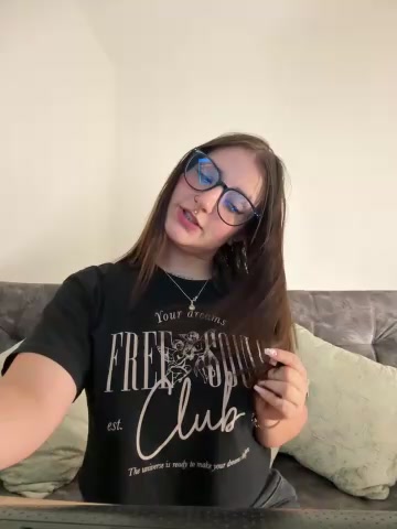 Megan_lu2 live screenshot 2025-09-21 05:04:04