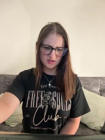 Megan_lu2 live screenshot 2025-09-21 05:08:11