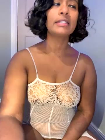 Melarose82 live screenshot 2025-10-07 07:35:56