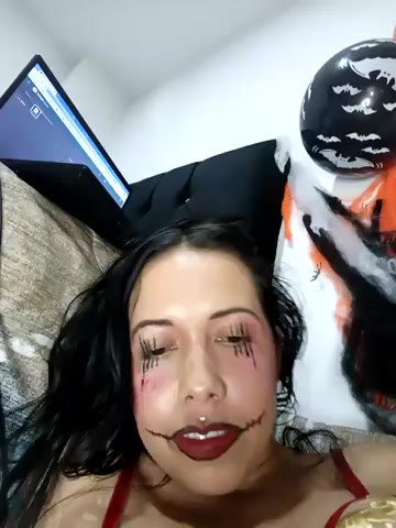 MiaForever1 live screenshot 2025-10-31 23:02:29