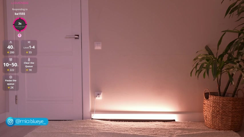 Miablueye live screenshot 2025-10-26 19:07:34