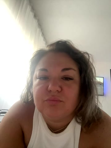 MikyVesela live screenshot 2025-10-15 07:56:14