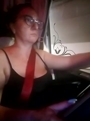 Milfa_nimfomana live screenshot 2025-09-04 00:14:34