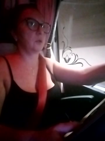 Milfa_nimfomana live screenshot 2025-09-04 00:17:36