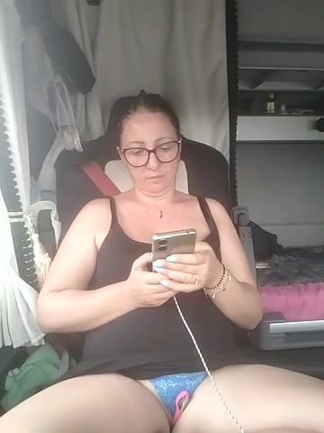 Milfa_nimfomana live screenshot 2025-09-30 08:30:31