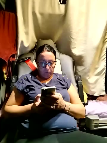 Milfa_nimfomana live screenshot 2025-10-26 19:56:56