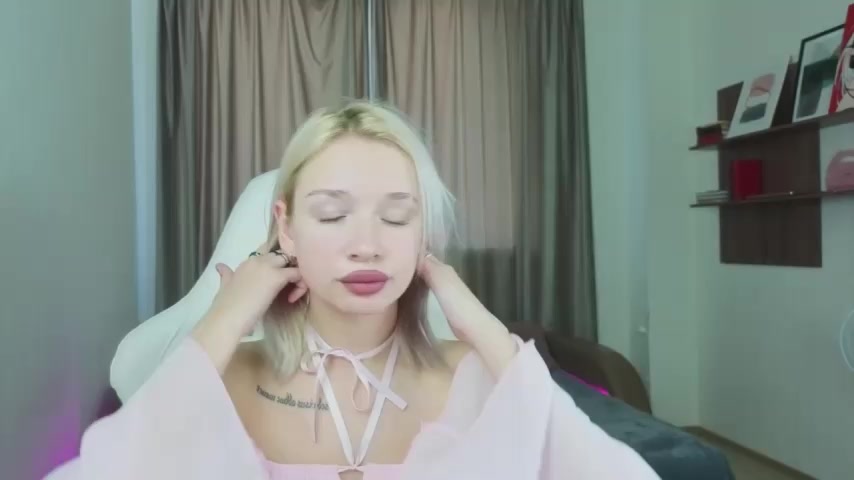 MistyMayers live screenshot 2025-09-29 06:23:05