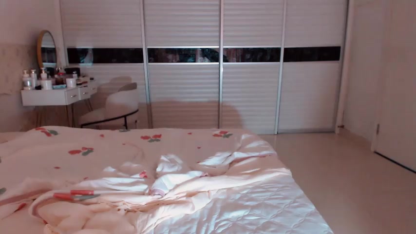 Miu1_girl live screenshot 2025-09-02 02:51:52
