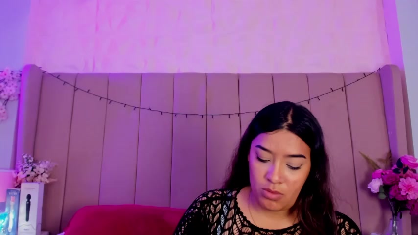 MollyBigBoobs12 live screenshot 2025-09-30 01:01:35