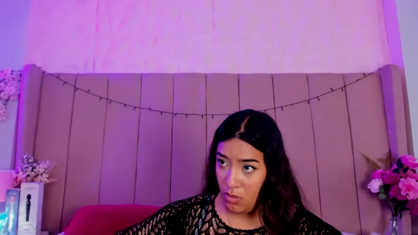 MollyBigBoobs12 live screenshot 2025-09-30 01:02:24