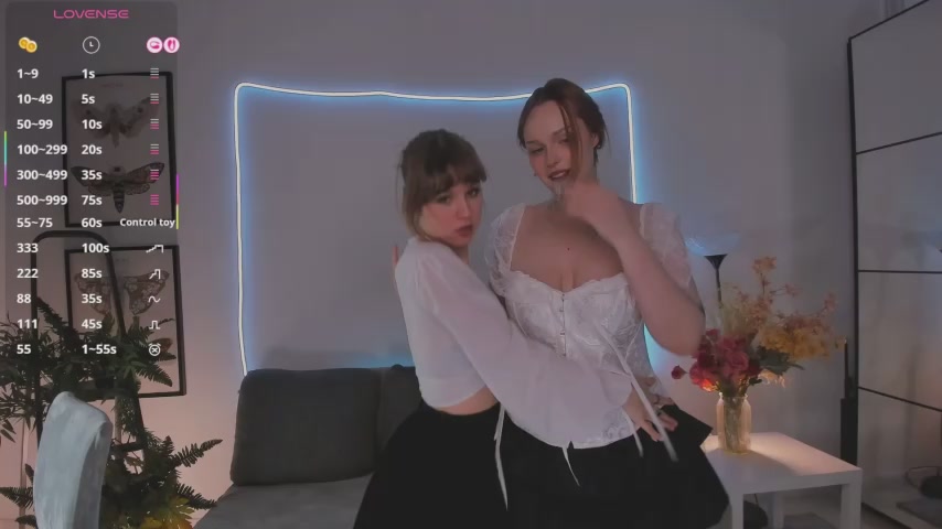 Molly_Parker live screenshot 2025-11-21 20:46:23