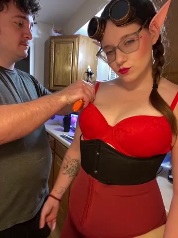 Mommasaurrex live screenshot 2025-09-23 02:07:47