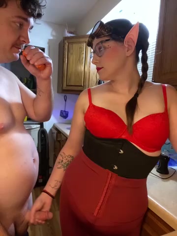 Mommasaurrex live screenshot 2025-09-23 02:10:50