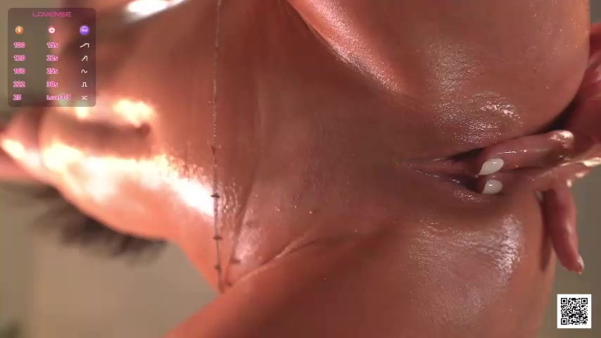 Myliss_ live screenshot 2025-10-21 06:47:23