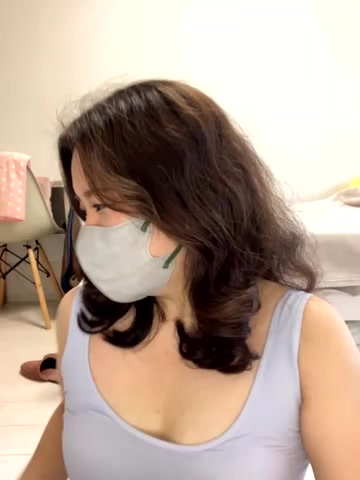 NATSUMI00 live screenshot 2025-10-06 07:03:19