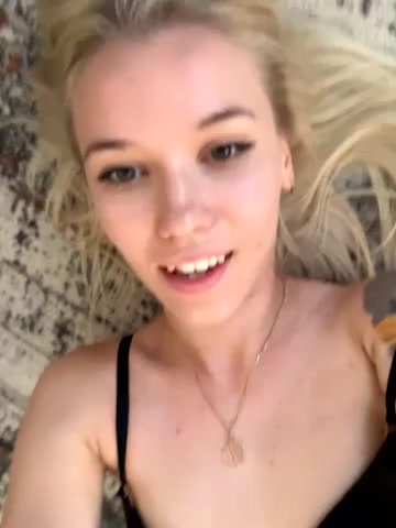 NaomiHita live screenshot 2025-10-06 08:19:52