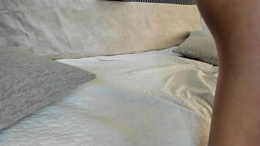 Naomi_Dasilva live screenshot 2025-08-23 22:30:52