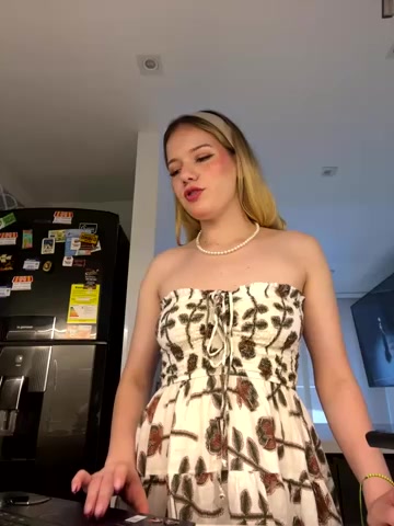 NicoleCut live screenshot 2025-08-23 14:26:05