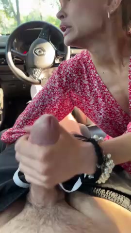 Nicoleevien live screenshot 2025-11-14 06:00:23